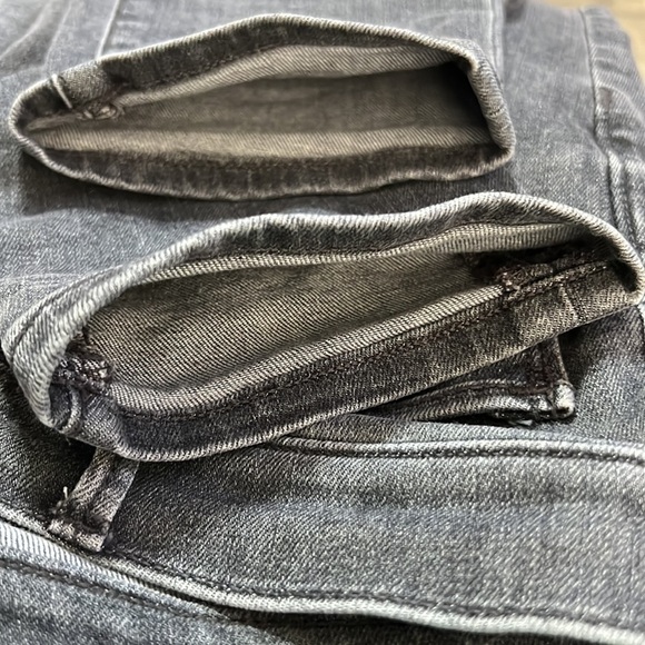 Loft Black Modern Skinny Jean (Sz 2) - Picture 5 of 13